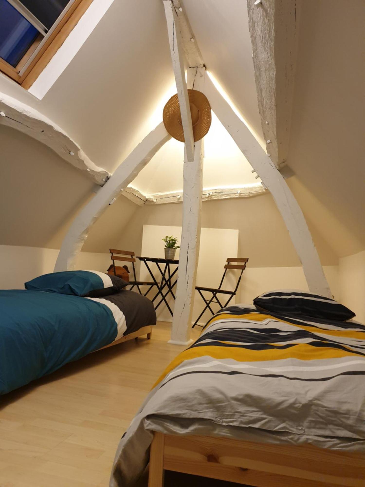 Chambre Privee Dans Petite Maison Typique Montivilliers Kültér fotó